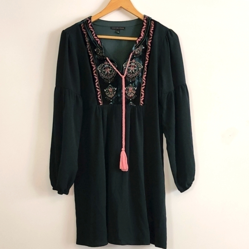 Signature Studio peasant style dress
